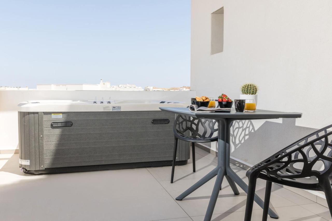 Alenor Hotel